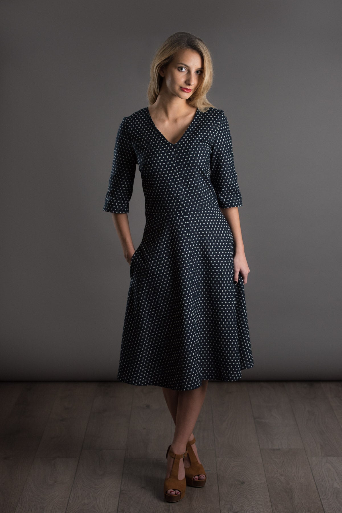 SEVENBERRY ~ Sakura 100% Cotton ~ Dots - The Avid Seamstress