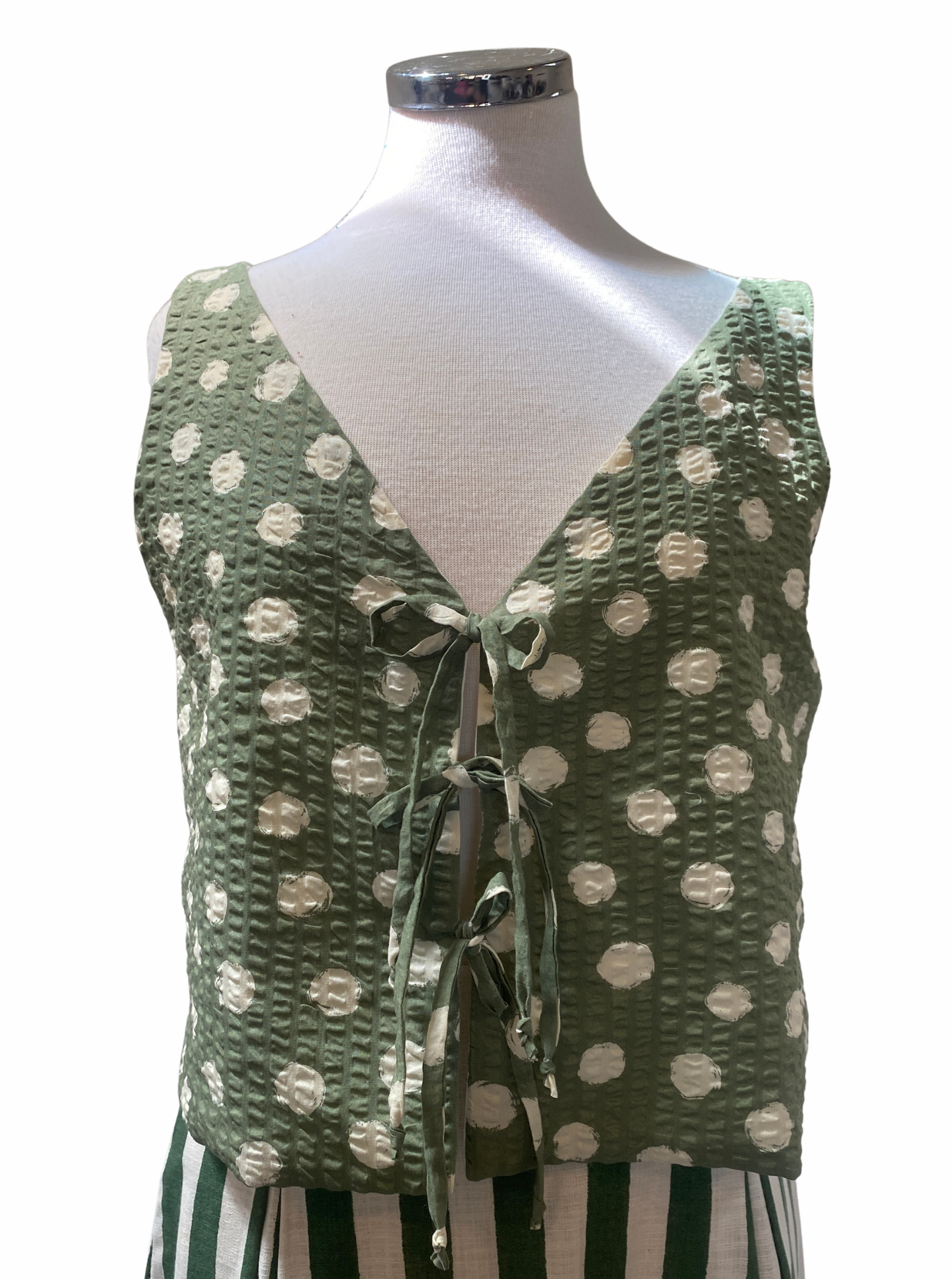 Summer Fashion &amp; Making (16+) - Tie-Front Top (2 Days)